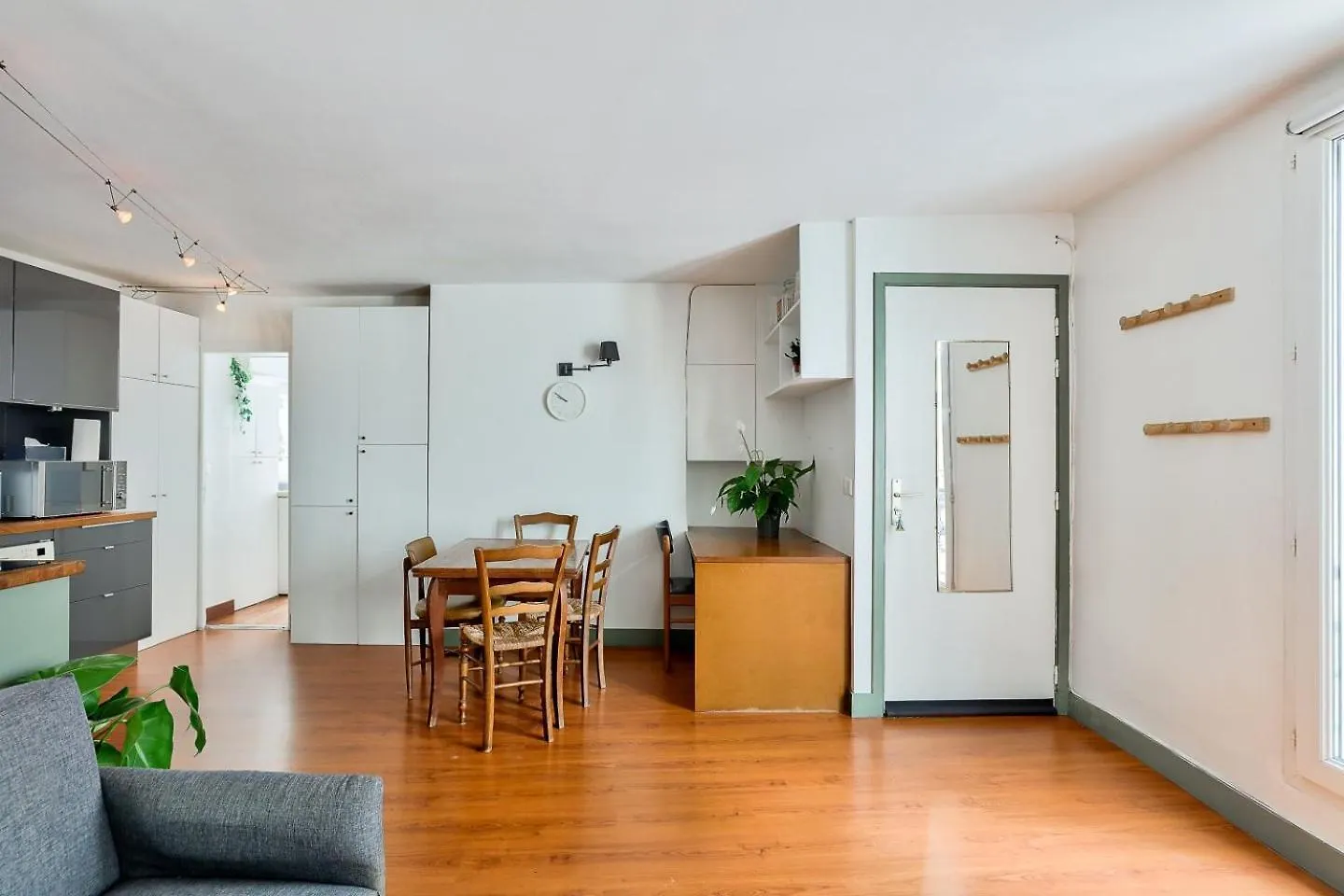 Charming 1br Flat Near Gare De L'est & Canal Saint-martin *